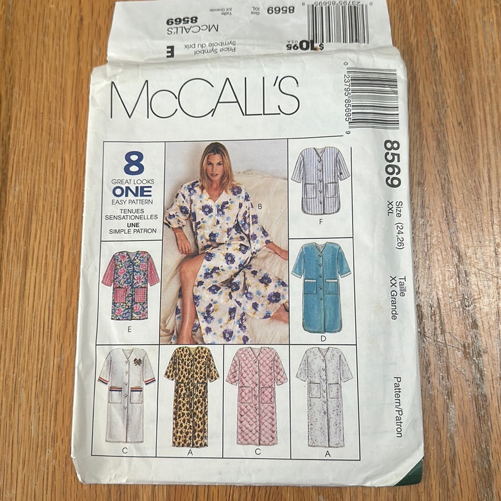 Uncut Vintage sewing pattern McCalls 8569 misses robe in 3 lengths